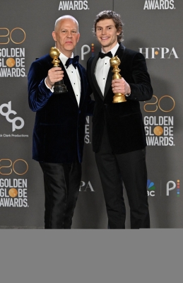 Golden-Globes-2023-Press-Room-12.jpg