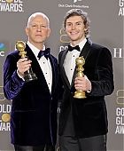 Golden-Globes-2023-Press-Room-34.jpg